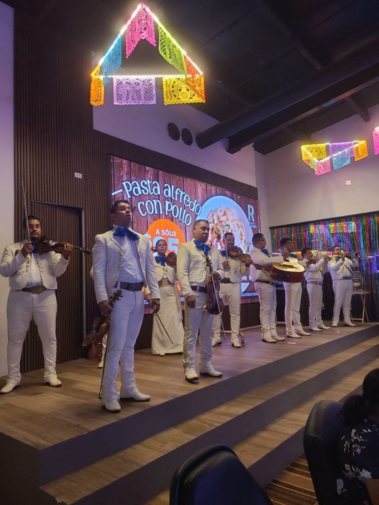 mariachi para graduaciones